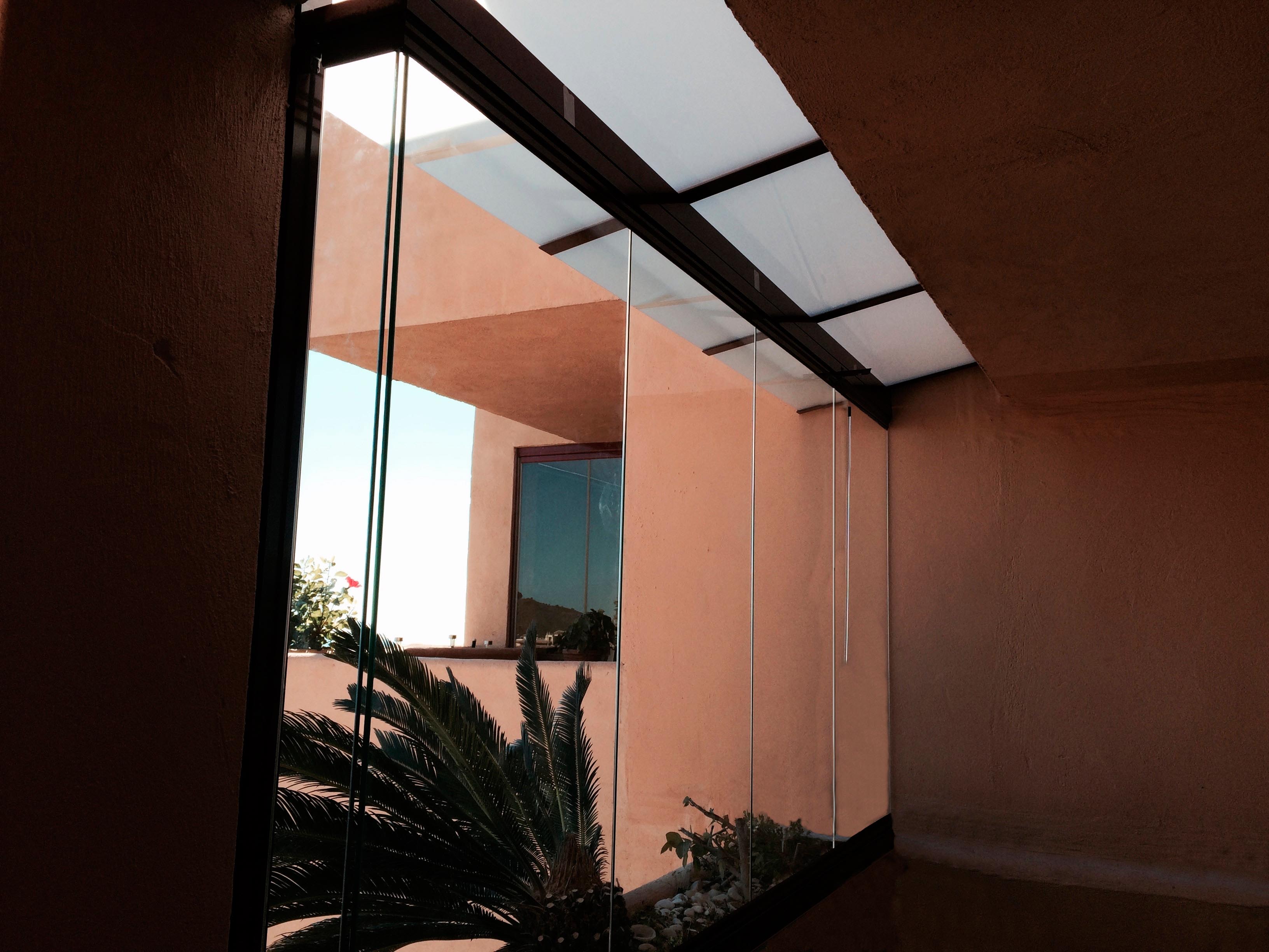glass enclosure view in Calahonda