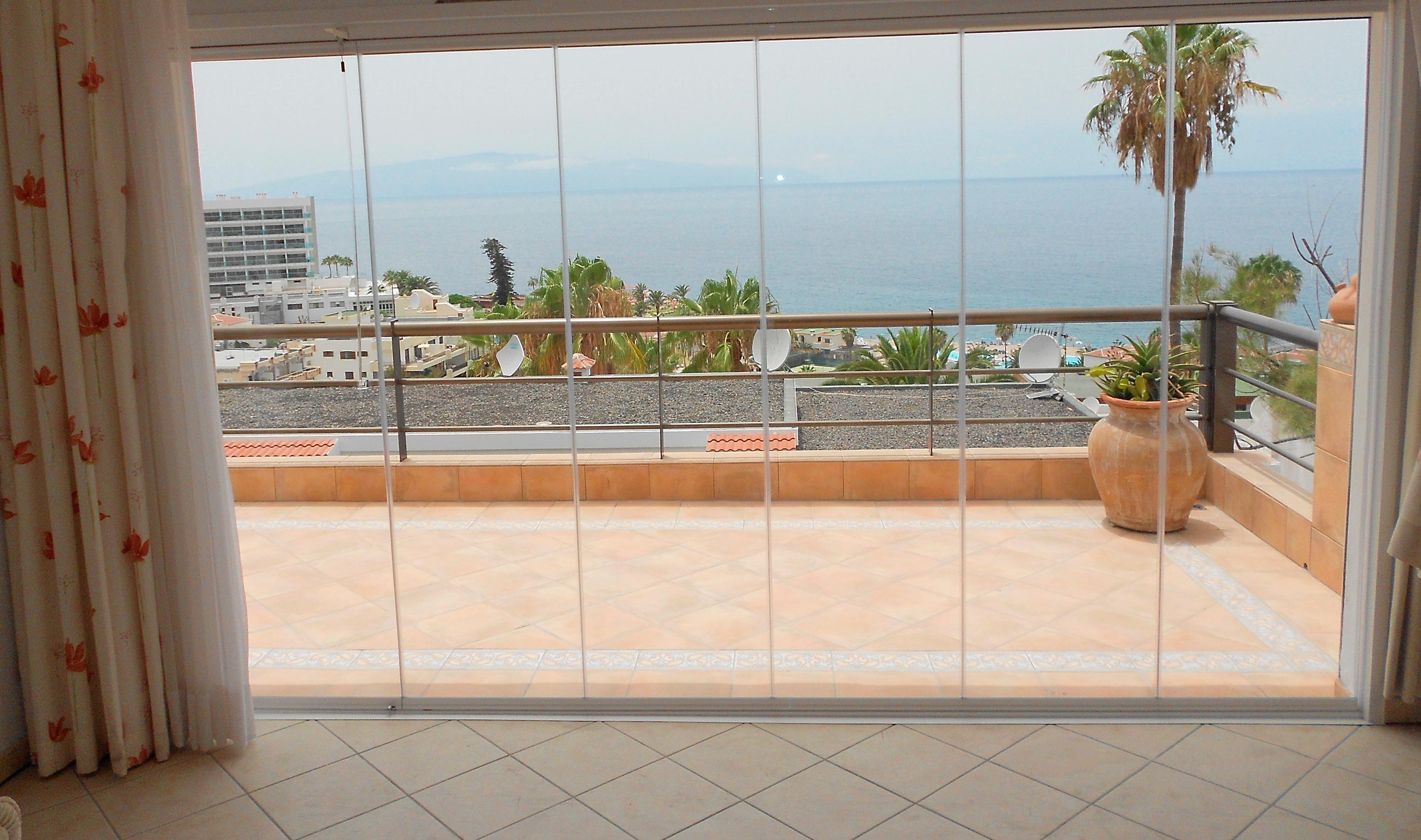 cortinas de cristal porche en Los Gigantes tenerife